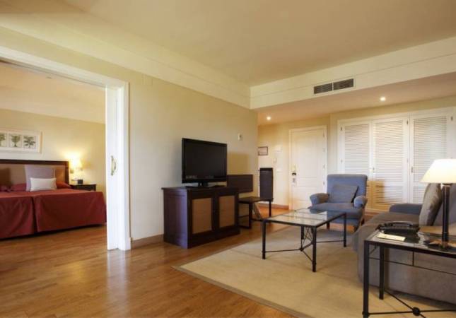 Espaciosas habitaciones en Hotel Guadacorte Park. Disfruta  los mejores precios de Cadiz
